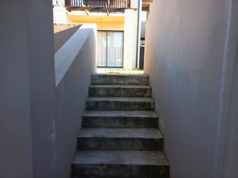 🏡 Beautiful 2-Bedroom First-Floor Apartment for Rent - Photo 9