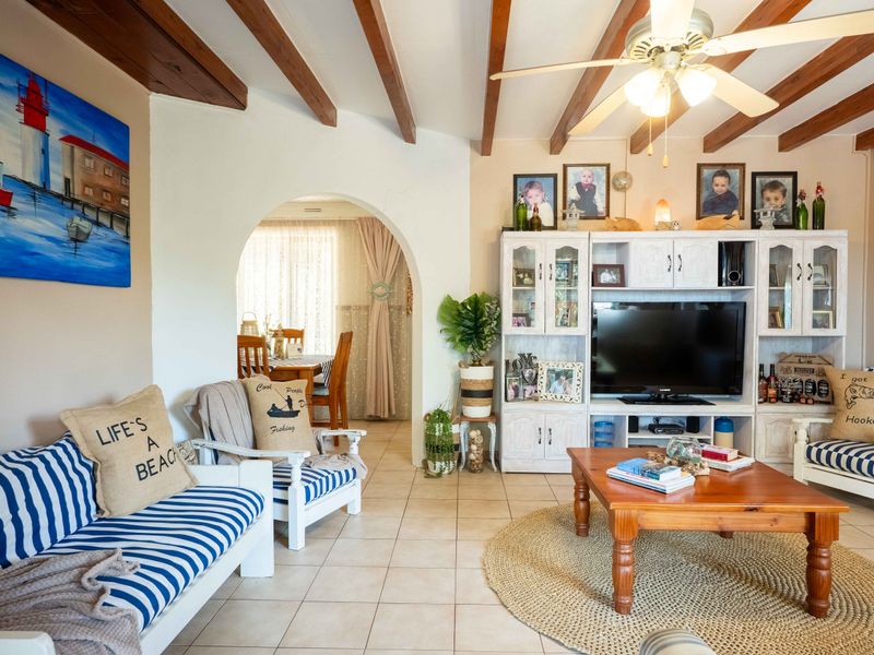 Live, Invest & Relax – One Property, Endless Possibilities - Photo 5