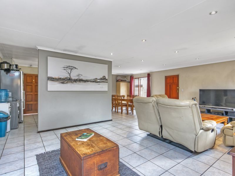 Fixer-Upper Opportunity - Photo 3