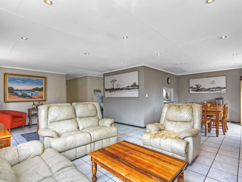 Fixer-Upper Opportunity - Photo 5