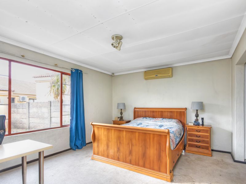 Fixer-Upper Opportunity - Photo 10