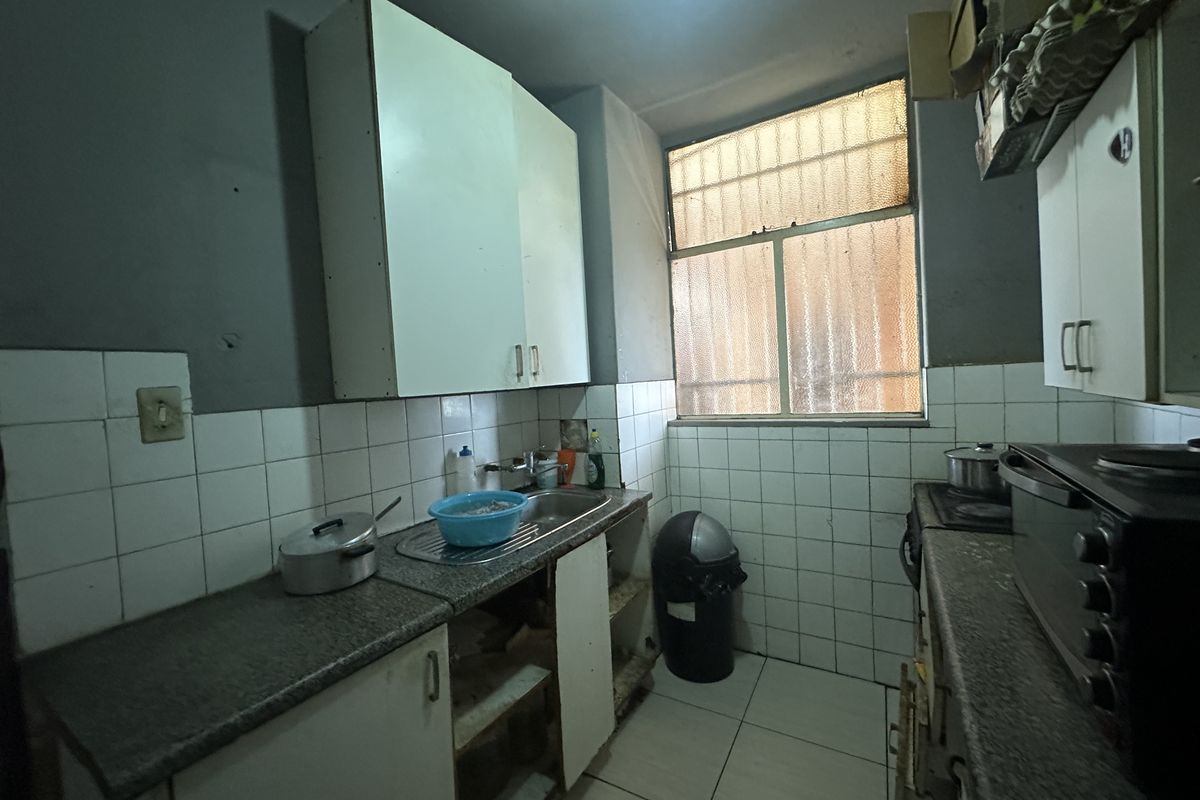 Investment property - Photo 2