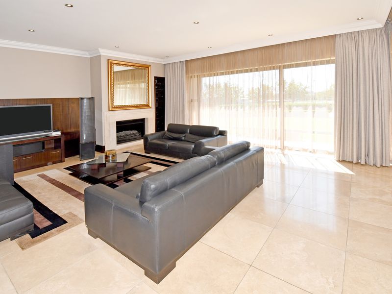 Luxury Living for the Equestrian Lifestyle – Sun Valley | 8.6 Hectares of Excellence - Photo 9