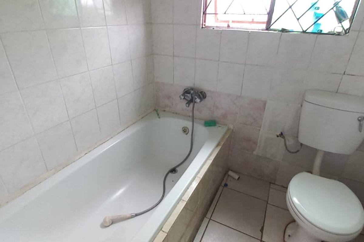Charming 2-Bedroom Home for Sale in NU16, Mdantsane - Photo 4