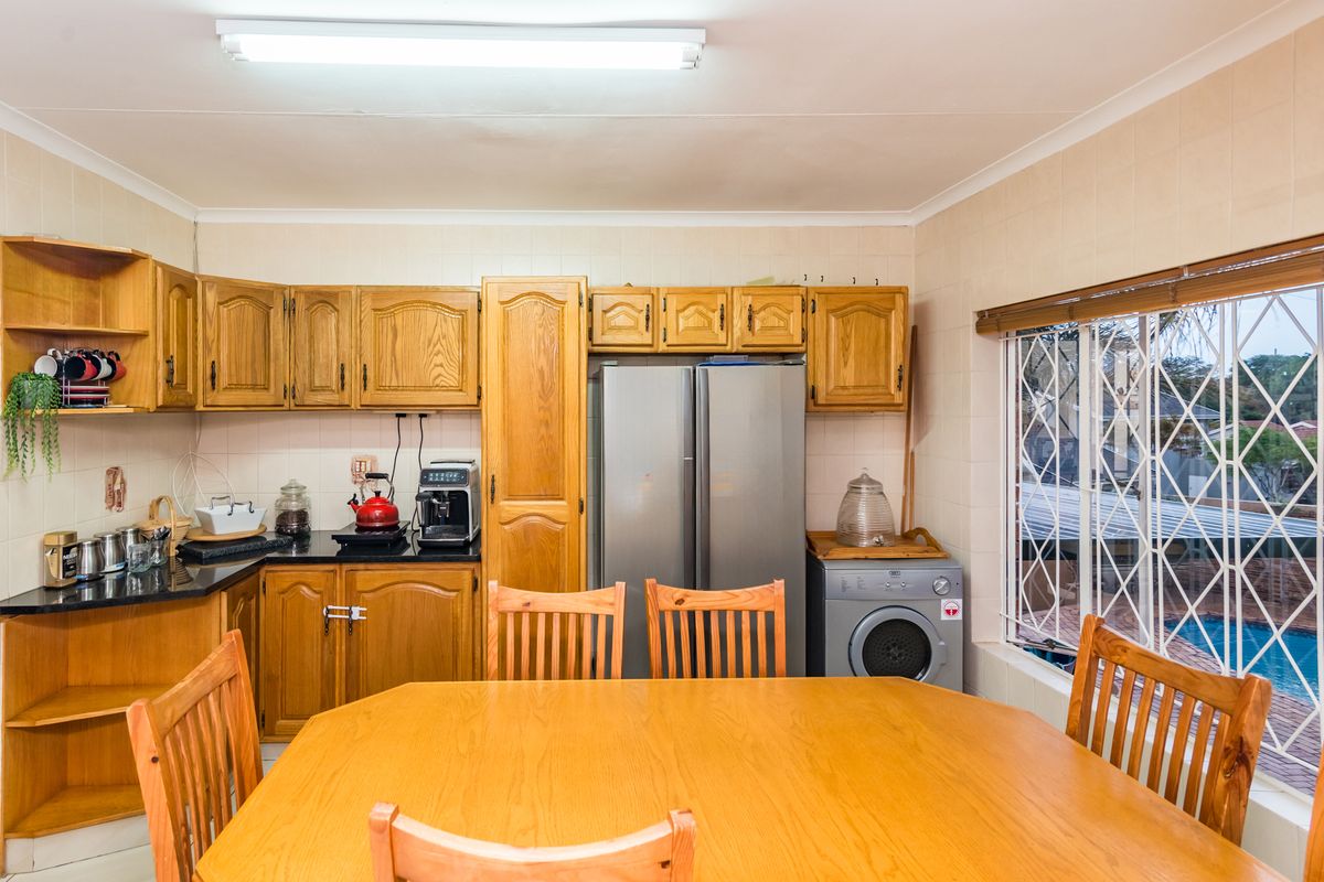 Across from Noordheuwel High School! - Photo 5