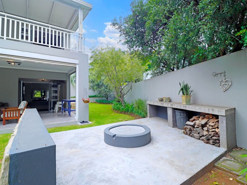 A Beautiful Contemporary Four-Bedroom Farmhouse with Exceptional Entertaining Spaces - Photo 5