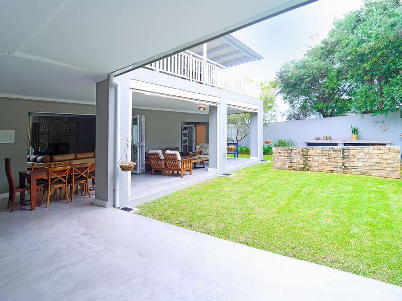 A Beautiful Contemporary Four-Bedroom Farmhouse with Exceptional Entertaining Spaces - Photo 4