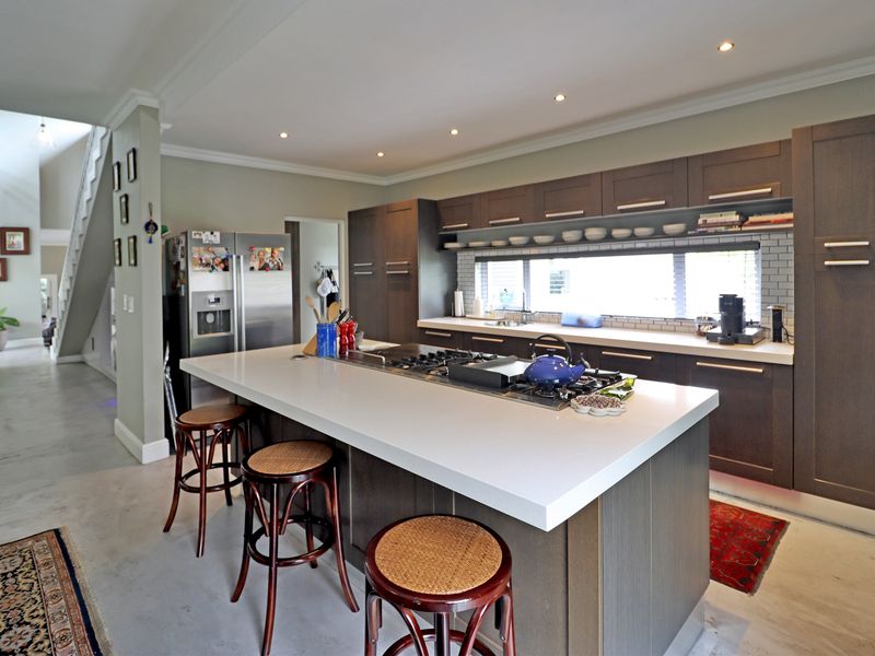 A Beautiful Contemporary Four-Bedroom Farmhouse with Exceptional Entertaining Spaces - Photo 9