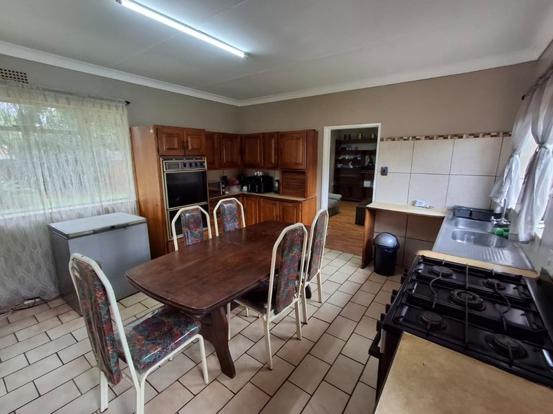 Family home in Dorandia - Photo 4