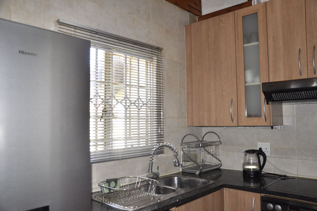 Your Story Begins Here – First-Floor Loft Living in Midrand - Photo 2