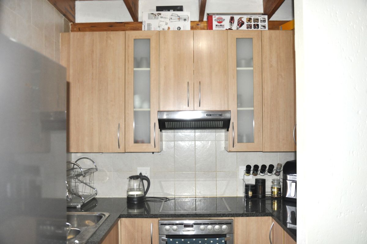Your Story Begins Here – First-Floor Loft Living in Midrand - Photo 3