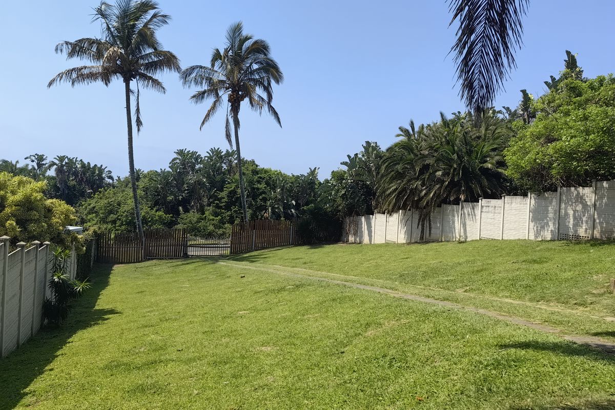 Charming Family Home on Generous Plot with Garden Cottage and Endless Possibilities - Photo 5