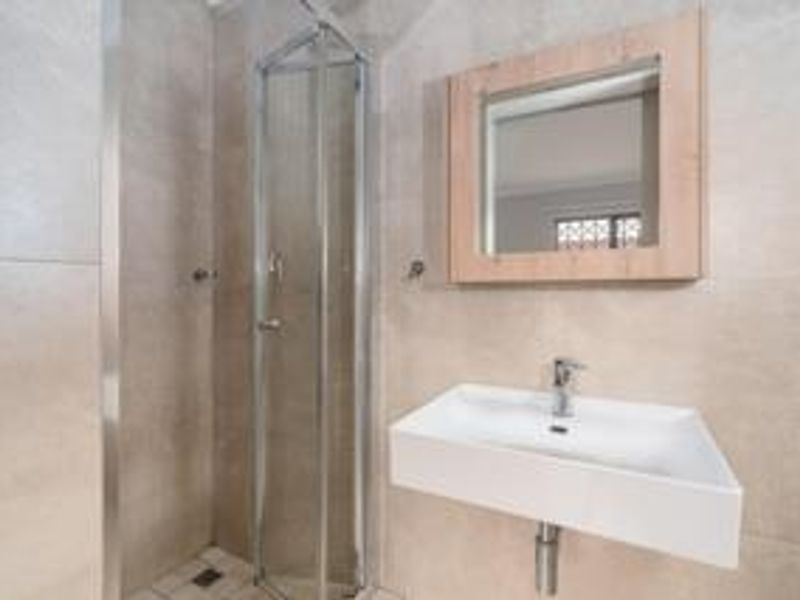 Modern 2-Bedroom Home for Sale Near Charlie One Gate – Secunda - Photo 9