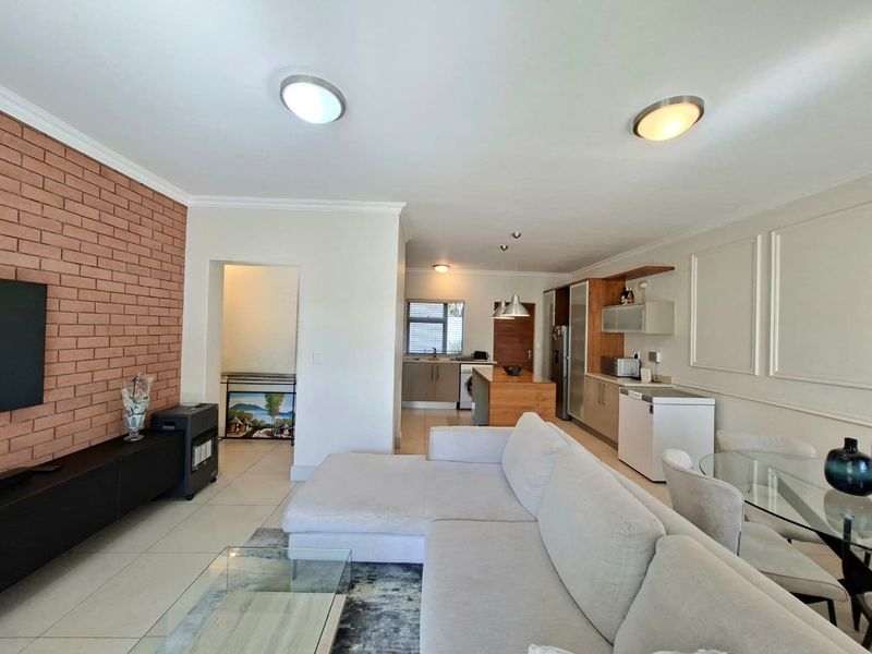 Elegant Ground Floor Sanctuary: Modern Luxury at The Foundry - Photo 7