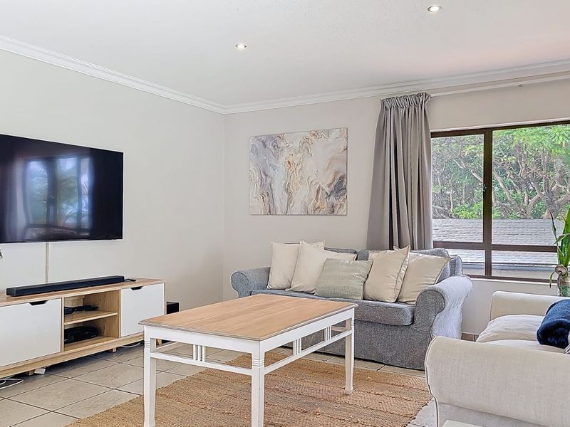 Elegant Coastal Living with Income-Generating Flatlet in Prime Ballito Location - Photo 8