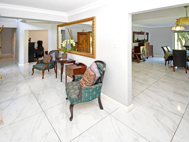 Beaulieu Gem: Lovely Home with Cottage and Spectacular Garden - Photo 5