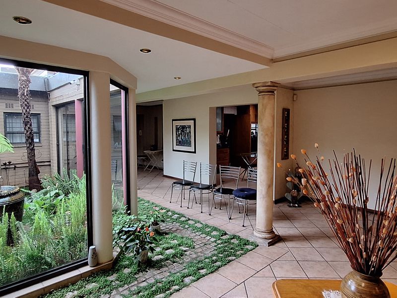 BEAUTIFUL 4-BEDROOM FAMILY HOME FOR SALE IN SW5,VANDERBIJLPARK!! - Photo 5