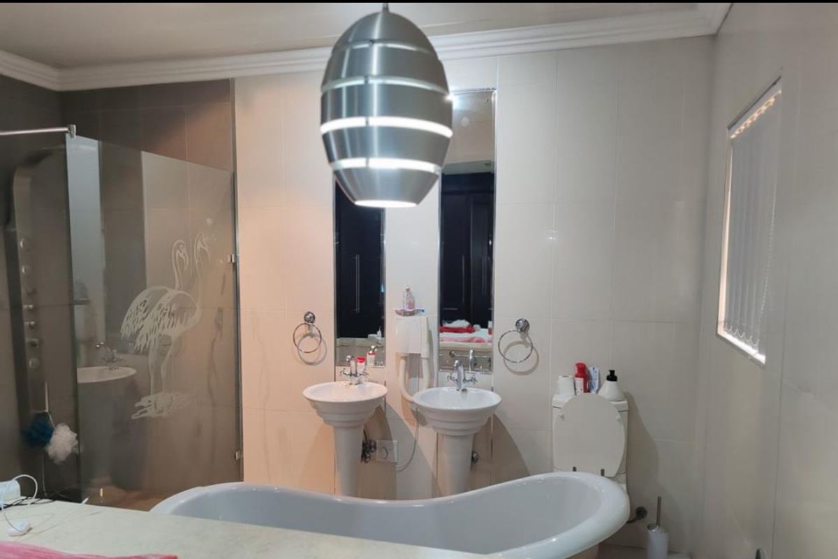 Exquisite double storey home in Kubali Estate. - Photo 3