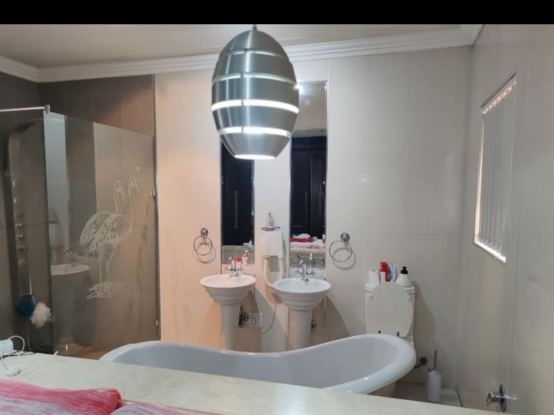 Exquisite double storey home in Kubali Estate. - Photo 3