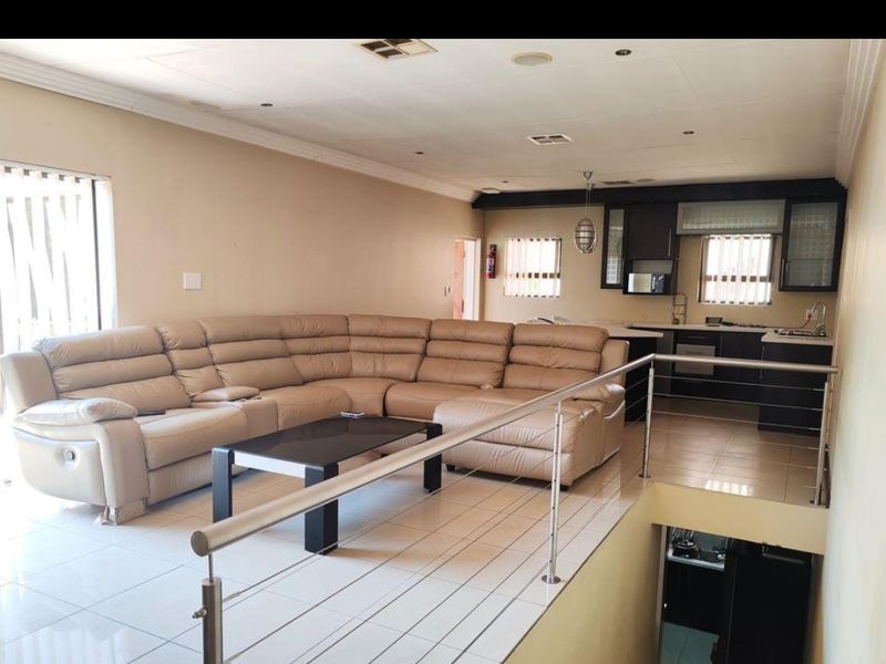 Exquisite double storey home in Kubali Estate. - Photo 5