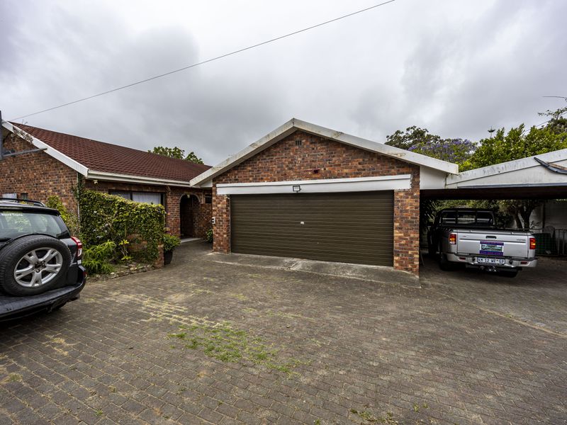 We have a serious seller with a Perfect Address in Nahoon Valley - Photo 9