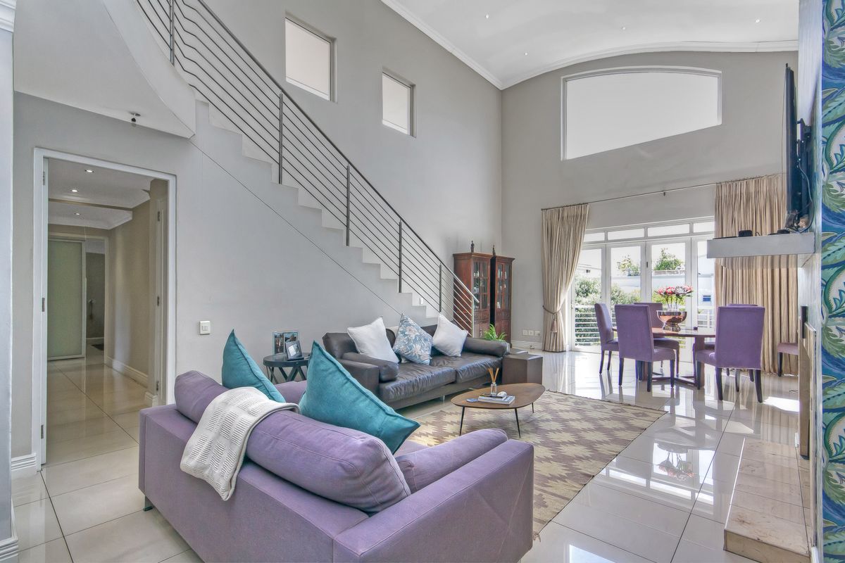 Modern Elegance Meets Comfort in the Heart of Illovo - Photo 2