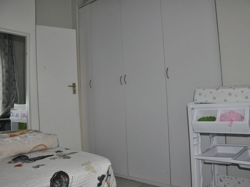 Immaculate Top-Floor Investment in Erand Gardens - Photo 10