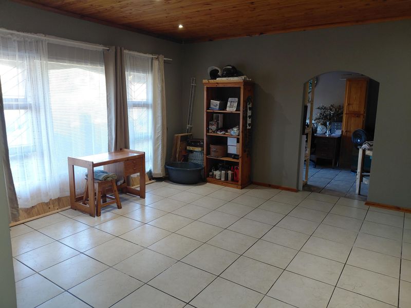 Strelitzia Park – Corner Plot Gem with Stunning Views - Photo 9