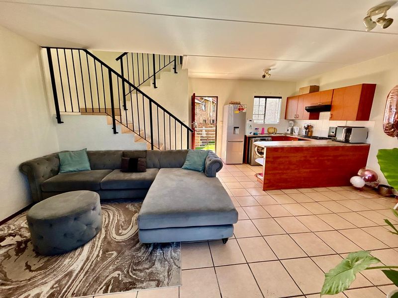 R710,000 | Great Location, Great Price – Secure Your Halfway Gardens Home Today - Photo 3