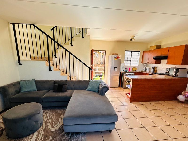 R710,000 | Great Location, Great Price – Secure Your Halfway Gardens Home Today - Photo 1