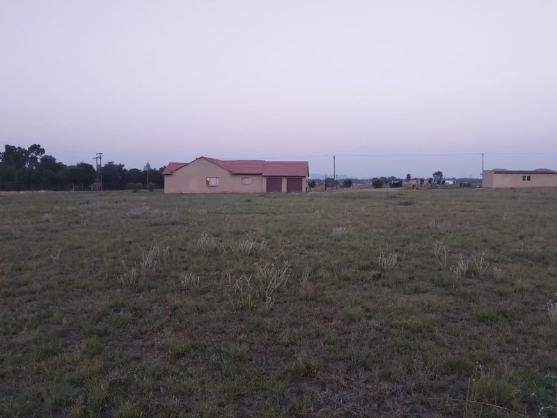 Charming Farmhouse Retreat in Vosterpark, Meyerton - Your Dream Home Awaits! - Photo 2