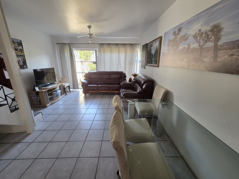 Marine Drive Bliss:  Rental Alert - Photo 2