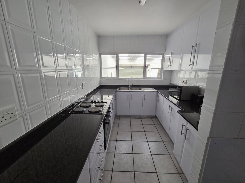 Marine Drive Bliss:  Rental Alert - Photo 5