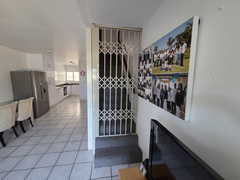 Marine Drive Bliss:  Rental Alert - Photo 6