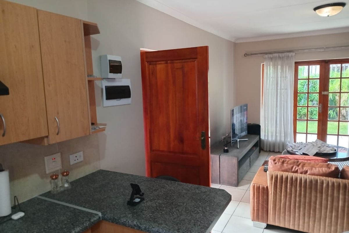 Modern 2 Bedroom Townhouse in Summit View Estate – Blue Hills - Photo 3