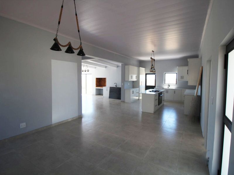 Brand new home in picturesque West Coast farming surrounds - Photo 4