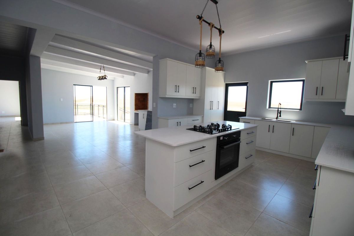 Brand new home in picturesque West Coast farming surrounds - Photo 5