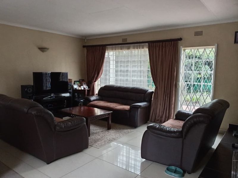 Endless Potential – Family Home, Airbnb or Investment Opportunity in Buccleuch - Photo 7