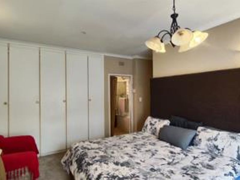 Endless Potential – Family Home, Airbnb or Investment Opportunity in Buccleuch - Photo 8