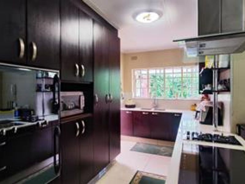 Endless Potential – Family Home, Airbnb or Investment Opportunity in Buccleuch - Photo 2