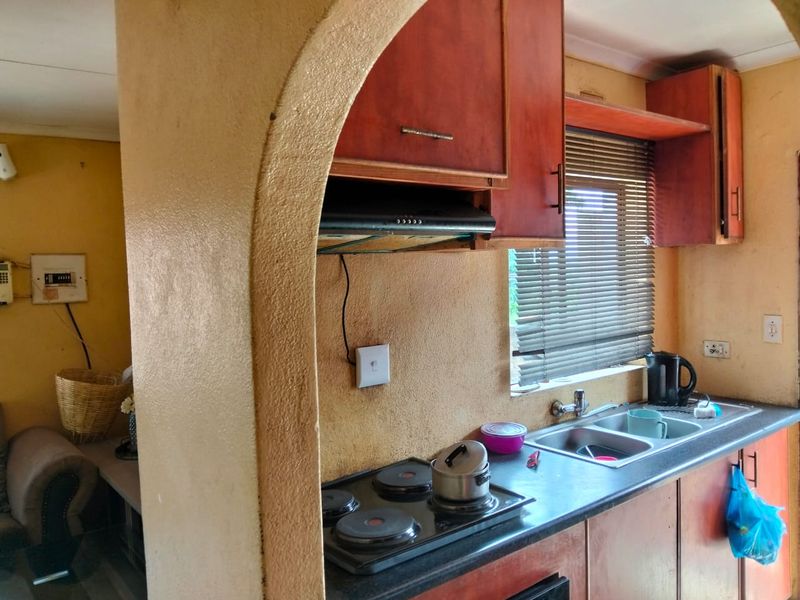 House for SALE in waterval A - Photo 5