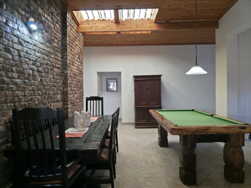 Spacious Family Home at a Prime Location in Noorsekloof, Jeffreys Bay - Photo 4