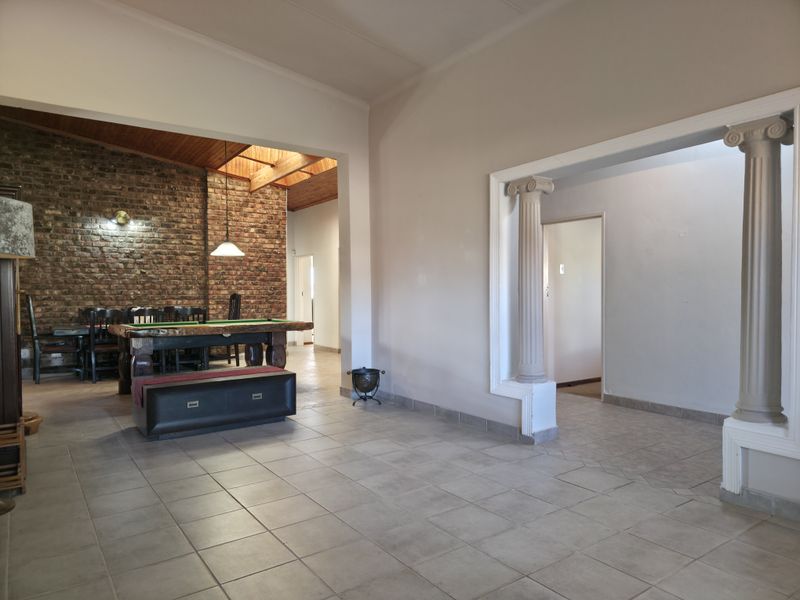 Spacious Family Home at a Prime Location in Noorsekloof, Jeffreys Bay - Photo 6