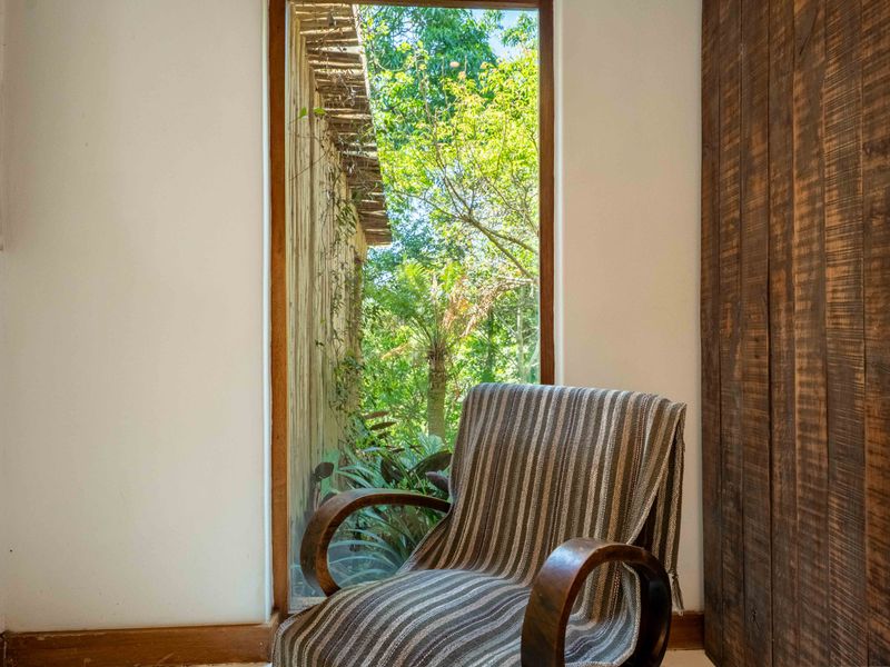 Tranquil Retreat with 2 income producing flatlets - Photo 7