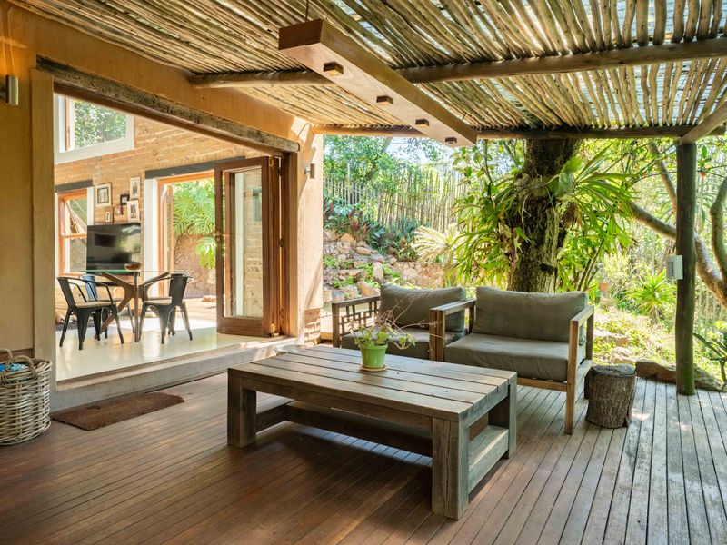 Tranquil Retreat with 2 income producing flatlets - Photo 4