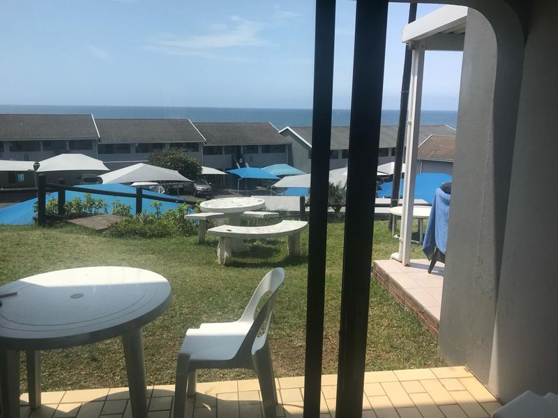 Holiday unit on beach for sale - Photo 9