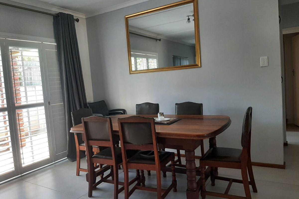 Beautiful 2-Bedroom Home in Abbotsford – Space, Comfort, and Secure Living! - Photo 5