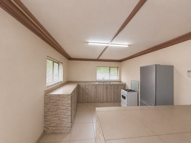 Renovated 5 Bedroom,5 Bathroom Home - Photo 5