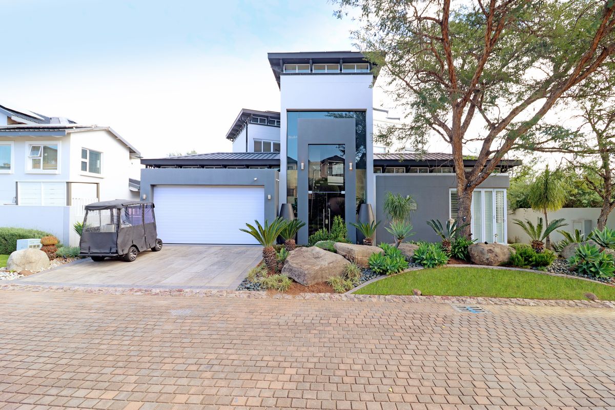 Prepare to be impressed by a home that truly stands apart !!! - Photo 2