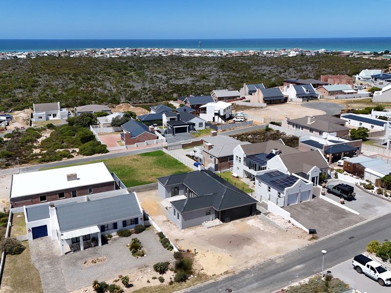 Brand New Home Nearing Completion - Photo 8